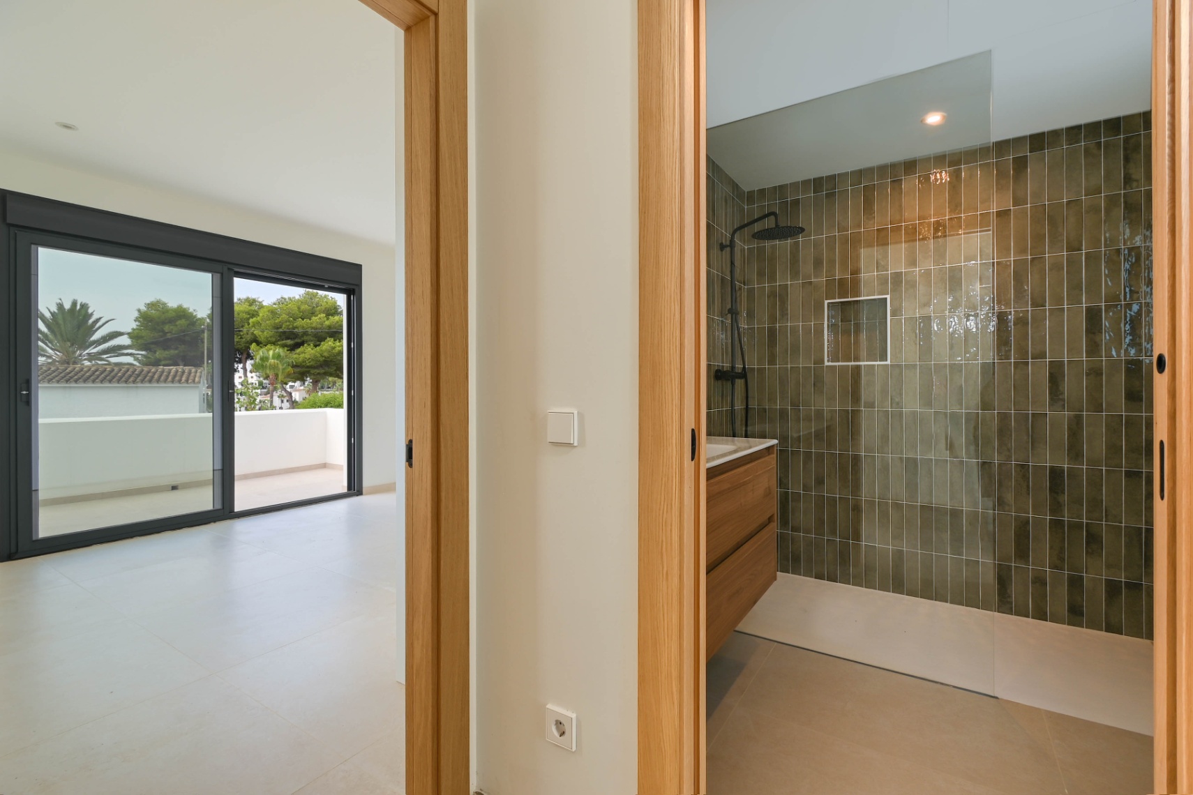 SY101 - Chalet en venta de 4 habitaciones en Moraira, Alicante