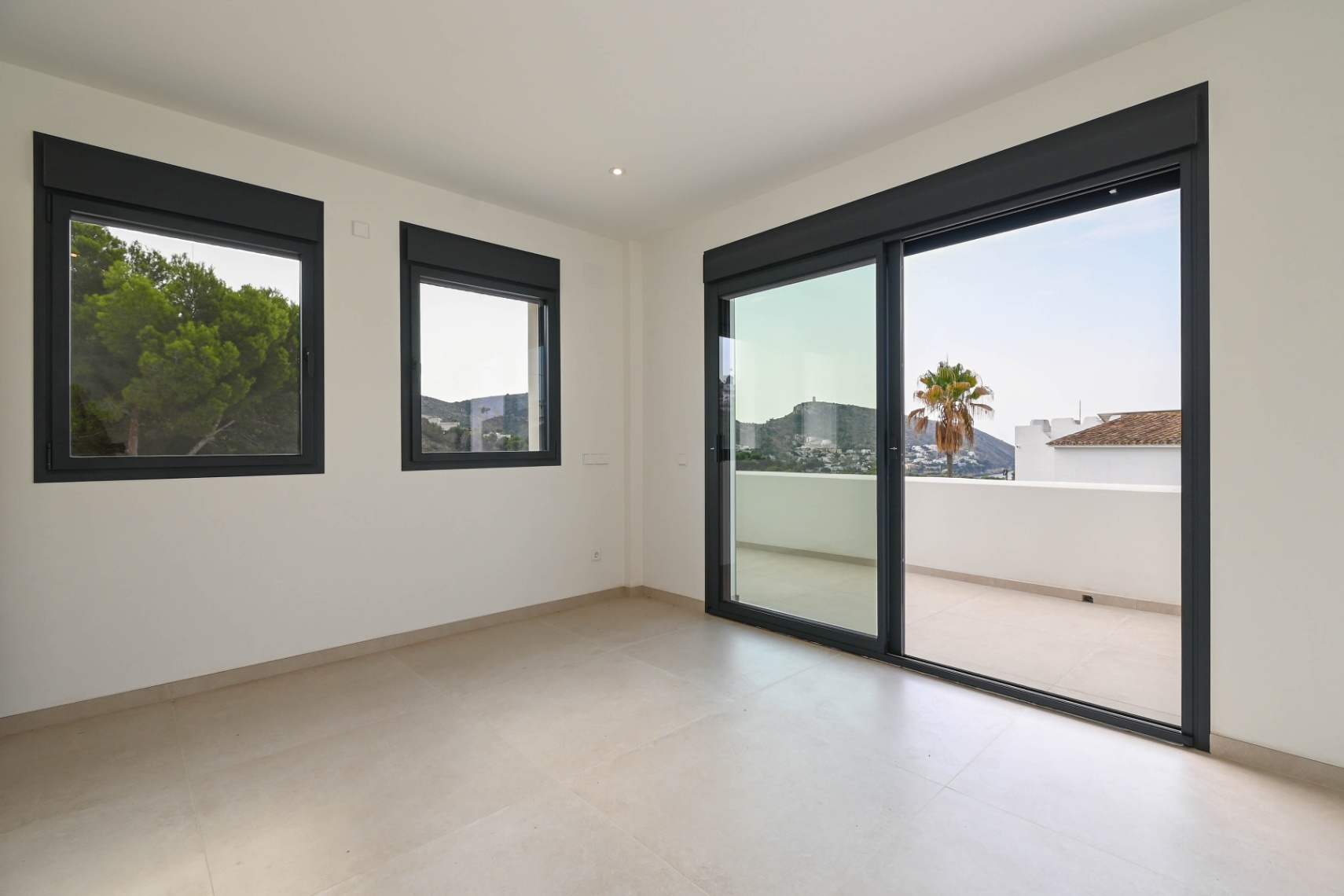 SY101 - Chalet en venta de 4 habitaciones en Moraira, Alicante
